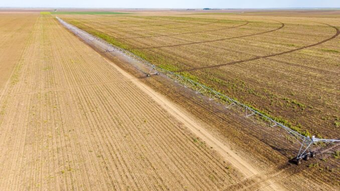 Irigații pentru agricultură. FOTO raspberry communication