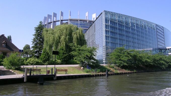 Parlamentul European, Strasbourg. FOTO dimschu Parlamentul European, Strasbourg. FOTO dimschu