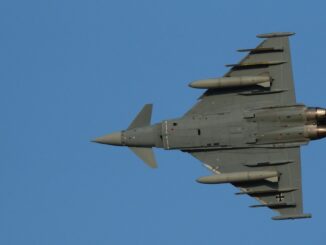 Aeronavă de luptă. FOTO Ovidiu Oprea