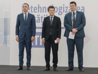 Nicușor Dan, alături de ministrul energiei, Bogdan Ivan și de Cosmin Ghiță, Directorul General al Nuclearelectrica. FOTO CNE