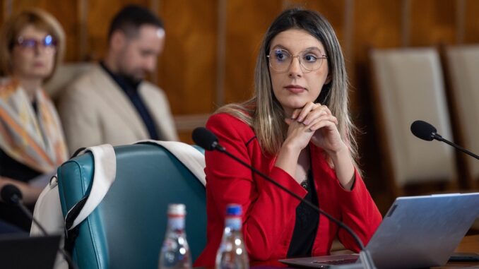 Diana Buzoianu, ministrul Mediului. FOTO DB Diana Buzoianu, ministrul Mediului. FOTO DB