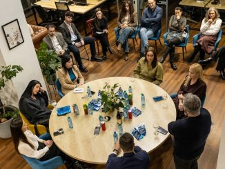 Intimate Roundtable Conversations. FOTO Hospitality Culture Institute